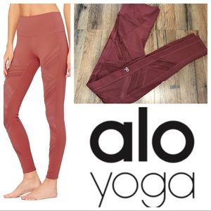 High waisted Alo Yoga ultimate yoga pants